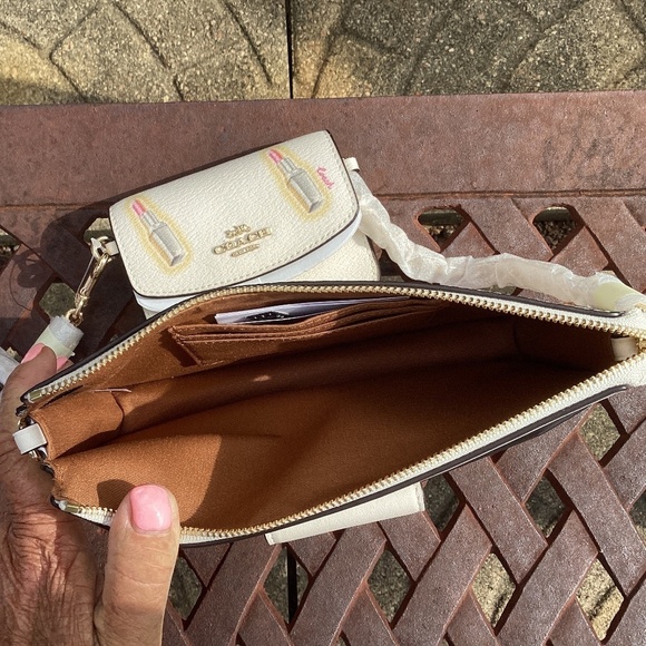 NWT Coach Poppy Lipstick Print Chain Strap Removable Card Case Crossbody… - Picture 9 of 10